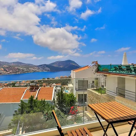 Seaview Luxury Apartment - Private Pool *