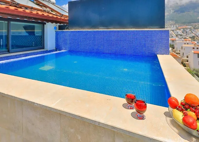 Seaview Luxury Apartment - Private Pool