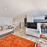 Seaview Luxury - Private Pool Lejlighed *