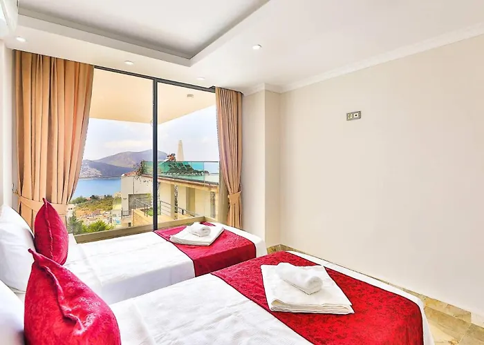 Seaview Luxury Apartment - Private Pool Apartment