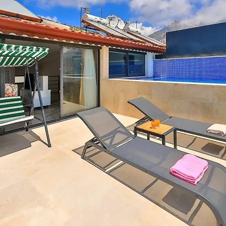 Seaview Luxury - Private Pool Apartmán *
